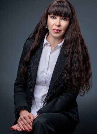 Елена Василева